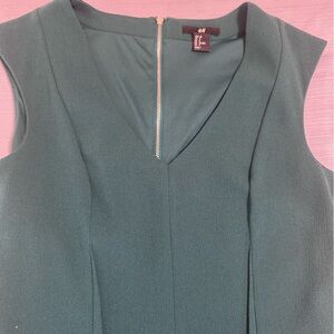 H&M Teal Sleeveless V-Neck Top with Gold Zip